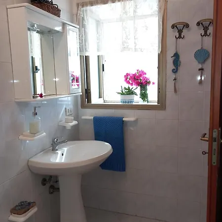 Casa Cossira Scauri (Sicily)